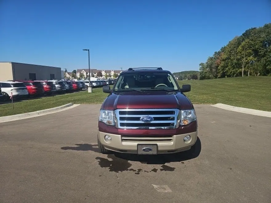 2010 Ford Expedition EL Eddie Bauer photo 1
