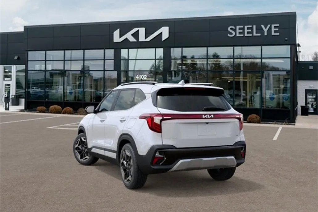 2026 Kia Seltos SX photo 1