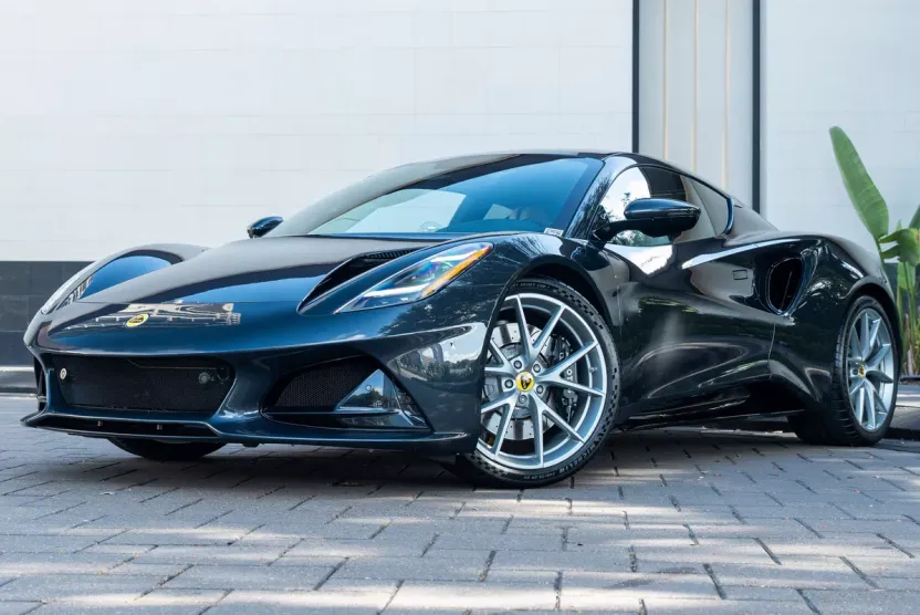 2024 Lotus Emira First Edition photo 1