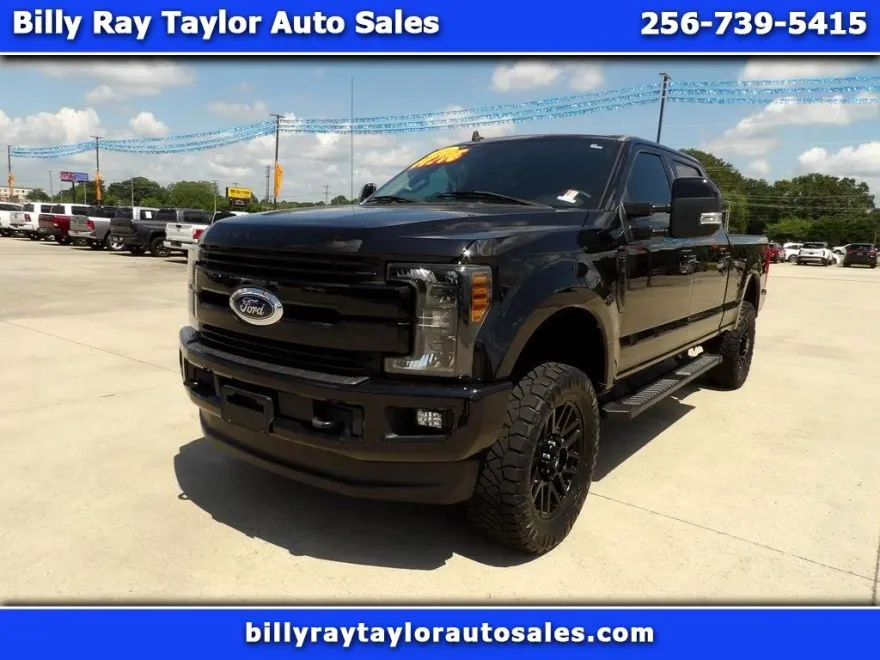 2019 Ford F-250 Lariat photo 1