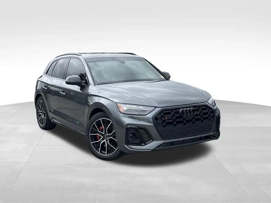2024 Audi SQ5 Prestige photo 1
