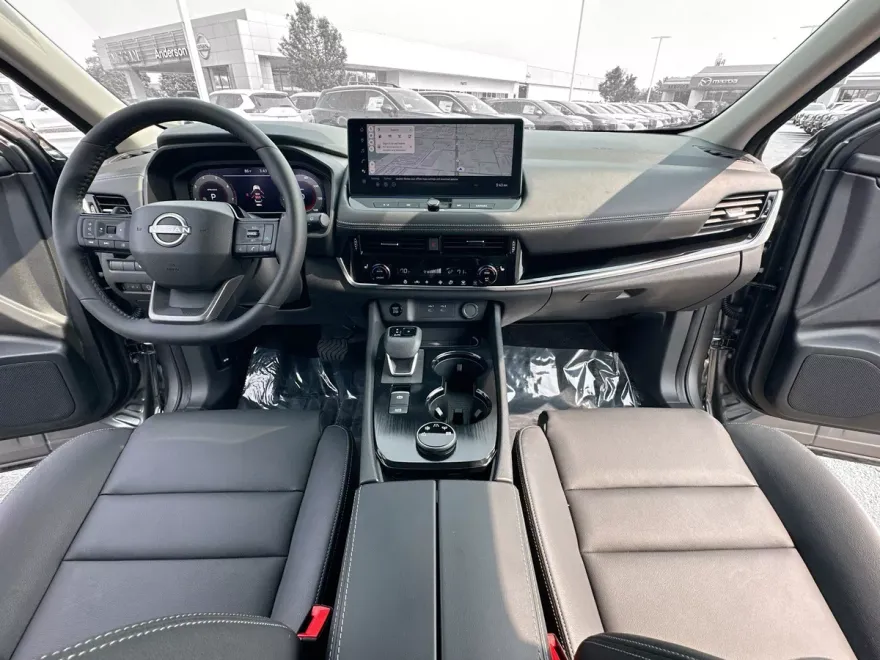 2025 Nissan Rogue SL AWD photo 1