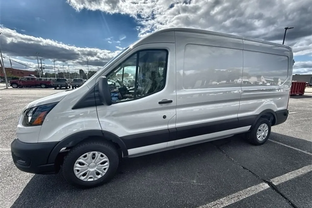 2025 Ford Transit photo 1