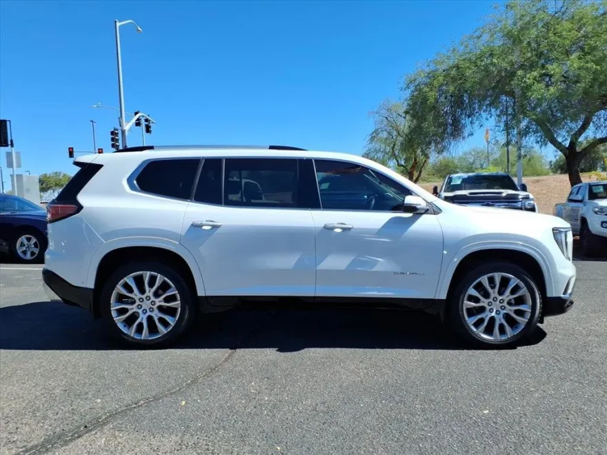 2025 Gmc Acadia Denali photo 1