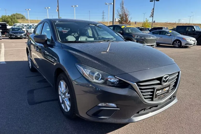 2014 Mazda Mazda3 Grand Touring Hatchback photo 1