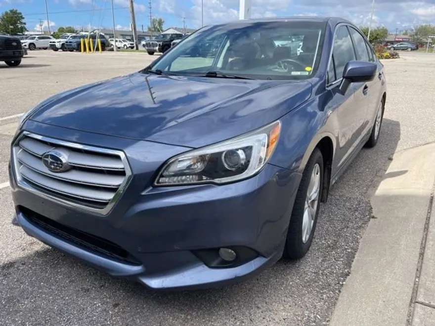 2015 Subaru Legacy 2.5i photo 1