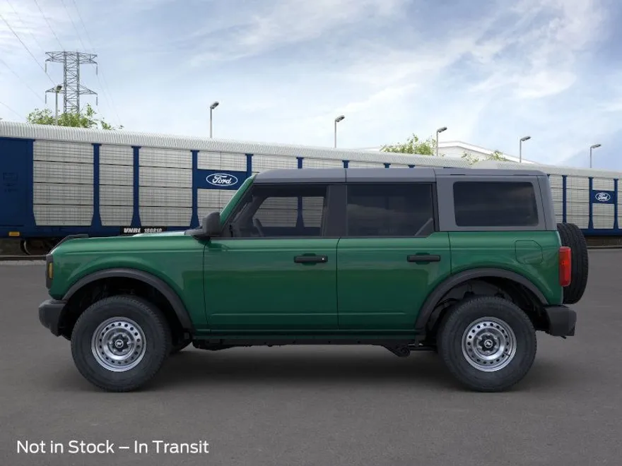 2025 Ford Bronco Base photo 1
