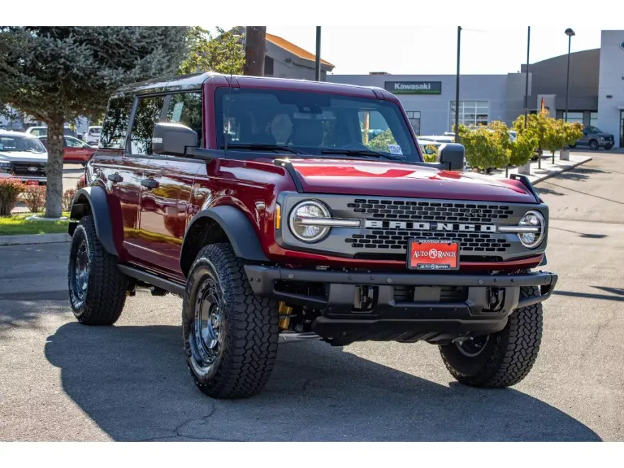 2025 Ford Bronco Badlands photo 1