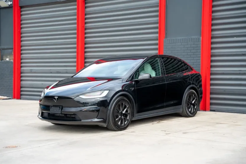 2022 Tesla Model X photo 1