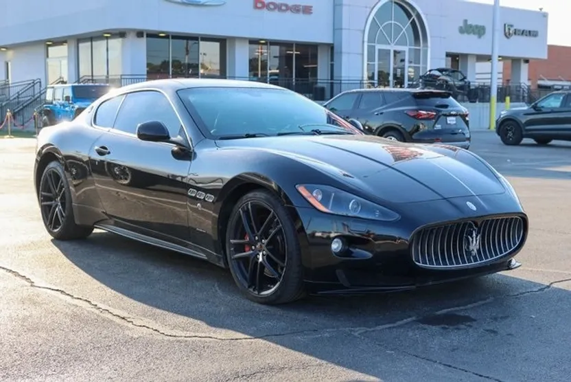 2012 Maserati Granturismo S photo 1