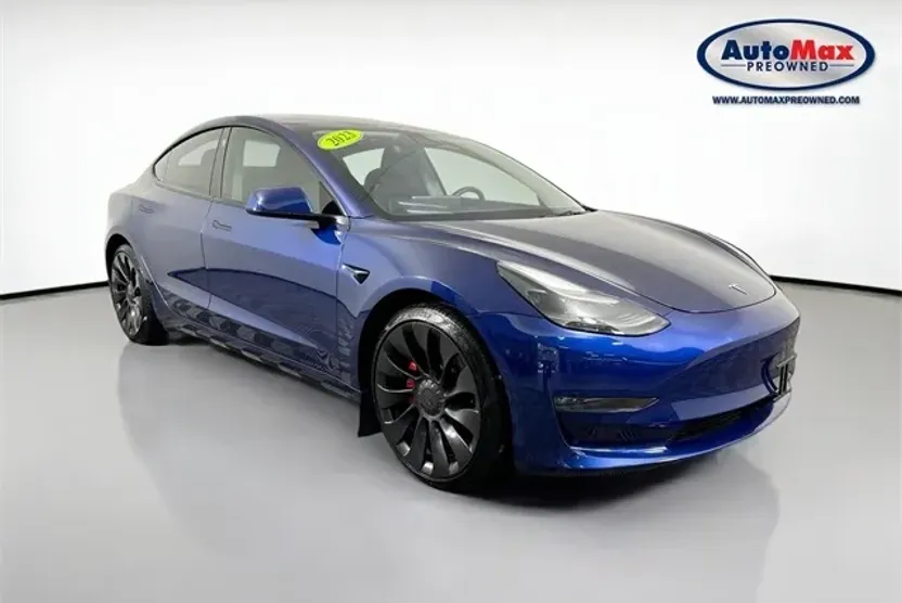2023 Tesla Model 3 Performance photo 1