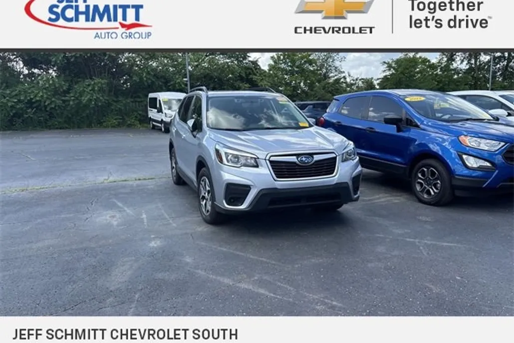 2020 Subaru Forester Premium photo 1