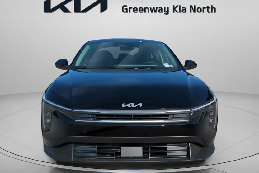 2025 Kia K4 LX photo 1