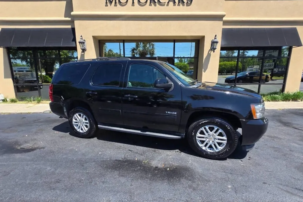 2014 Chevrolet Tahoe LT photo 1