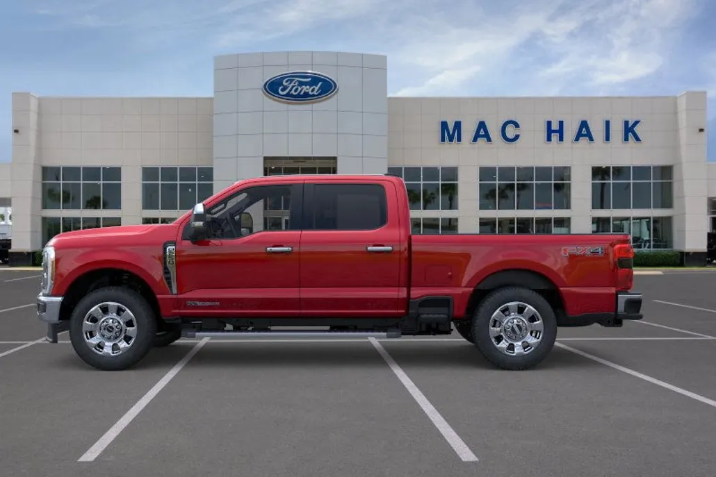 2026 Ford F-250 Lariat photo 1