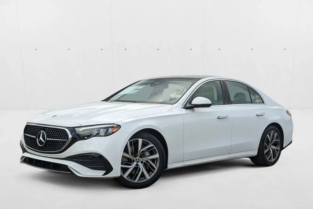2025 Mercedes Benz E 350 Sedan photo 1