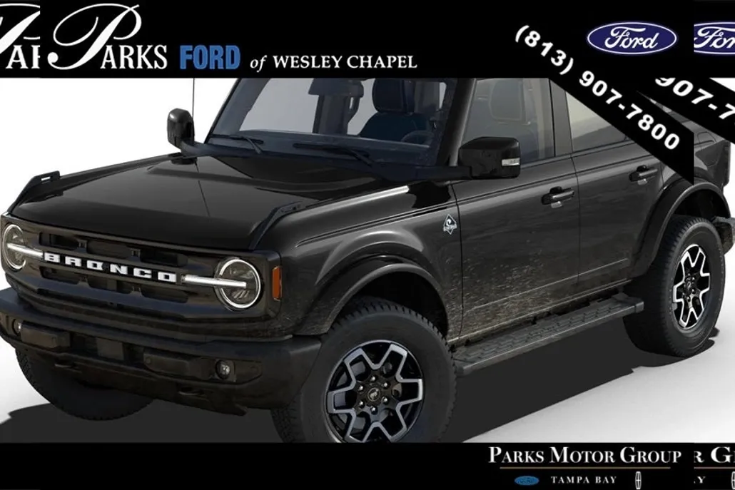 2025 Ford Bronco Outer Banks photo 1
