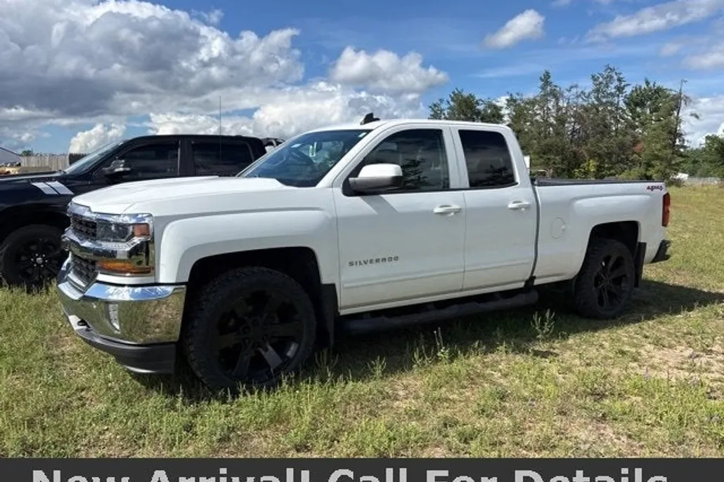 2019 Chevrolet Silverado LT photo 1