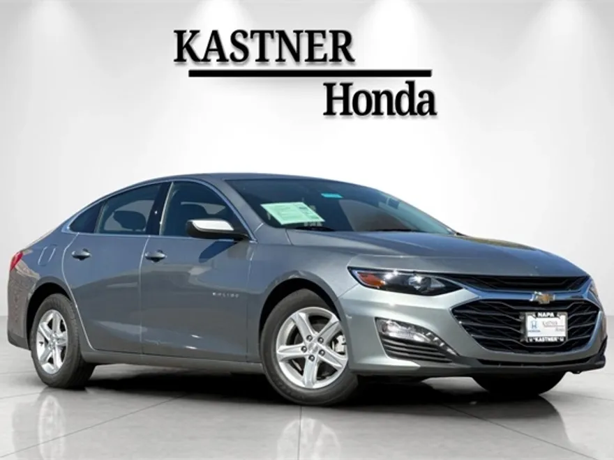 2024 Chevrolet Malibu 1LT photo 1
