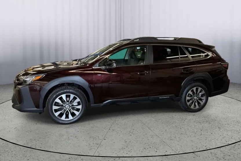 2024 Subaru Outback Limited photo 1