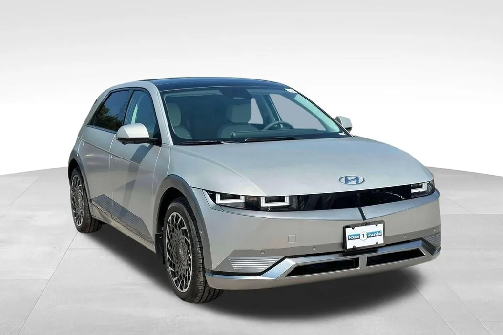 2024 Hyundai Ioniq 5 Limited photo 1