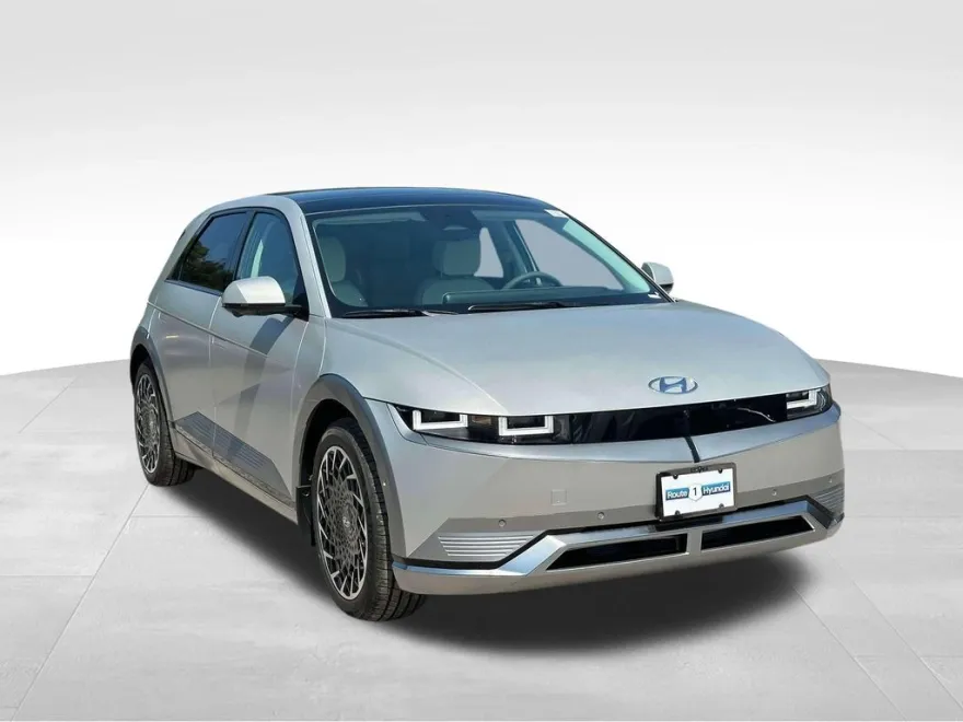 2024 Hyundai Ioniq 5 Limited photo 1