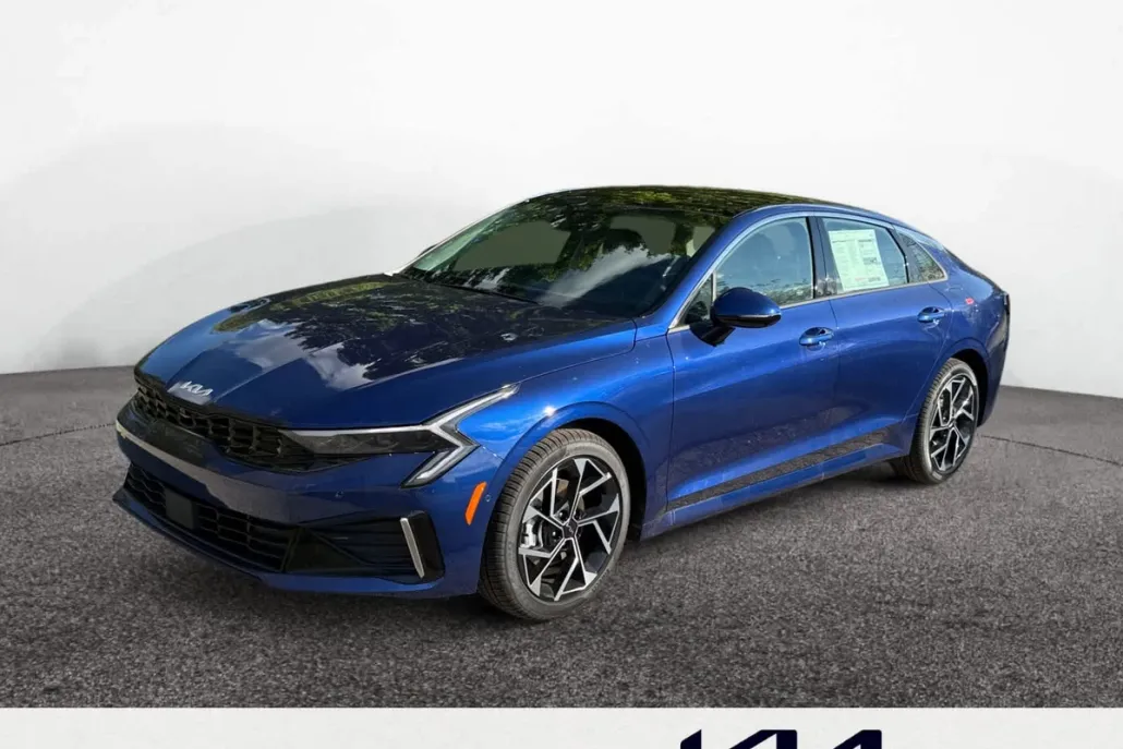 2026 Kia K5 EX photo 1