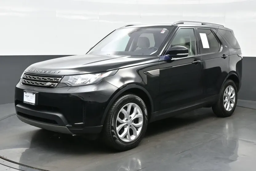2017 Land Rover Discovery SE photo 1