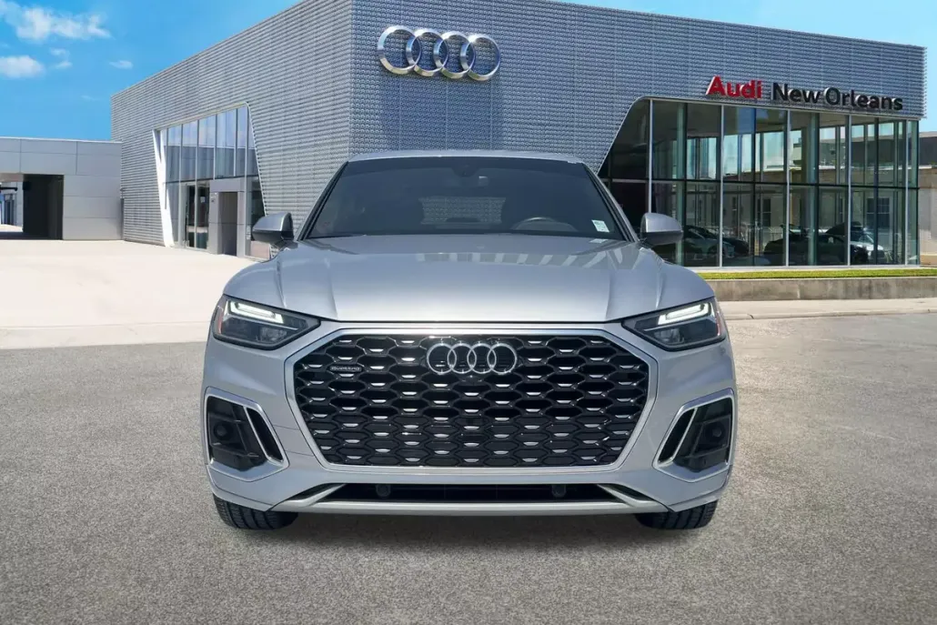 2022 Audi Q5 Sportback 45 S line Premium photo 1