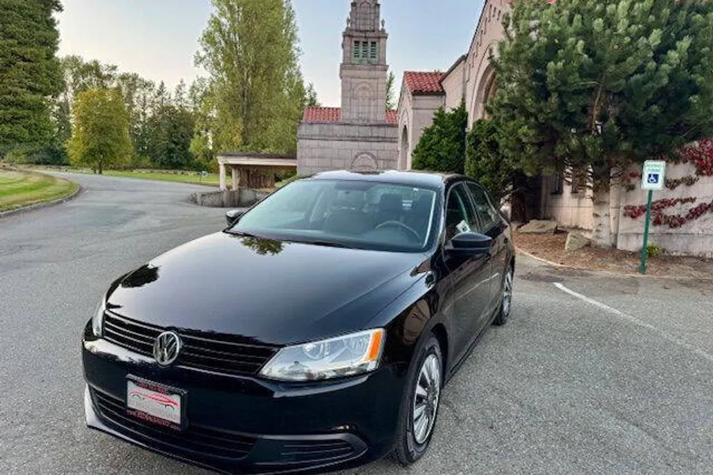 2013 Volkswagen Jetta S photo 1