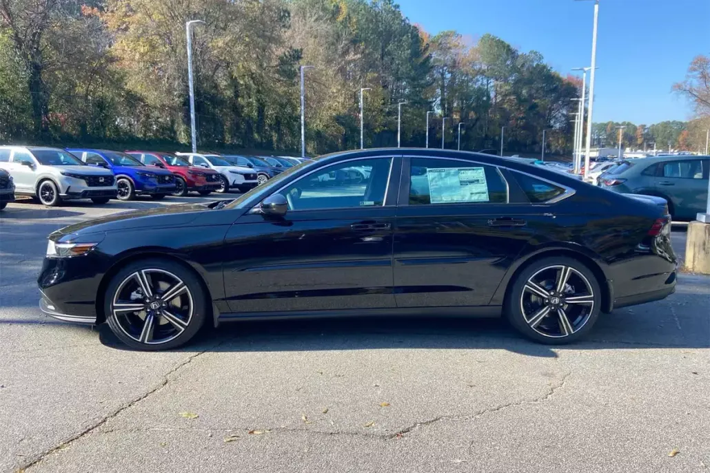 2025 Honda Accord Hybrid Sport photo 1