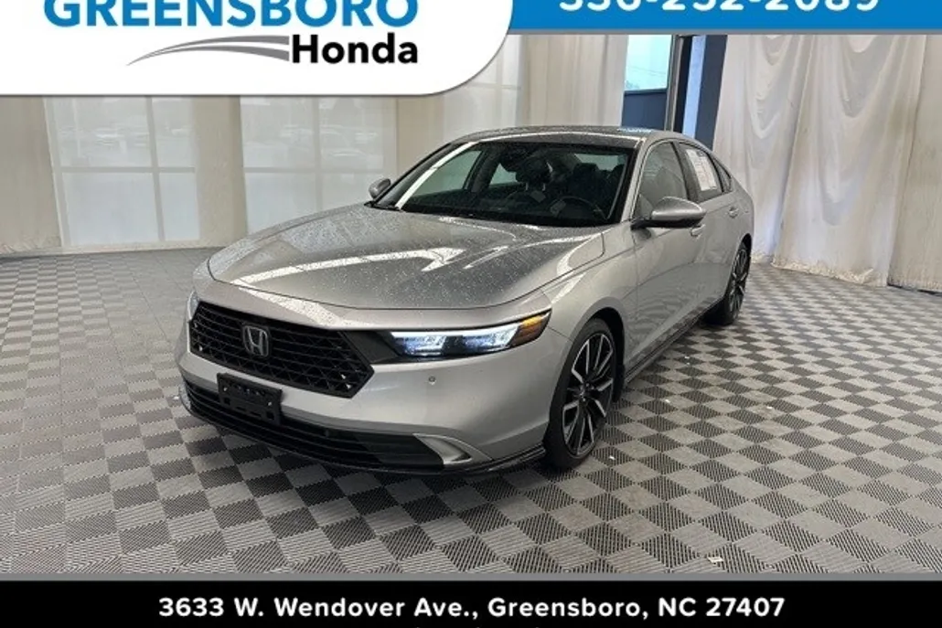 2024 Honda Accord Hybrid Touring photo 1
