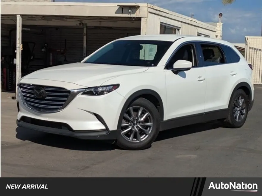 2022 Mazda CX-9 Touring photo 1