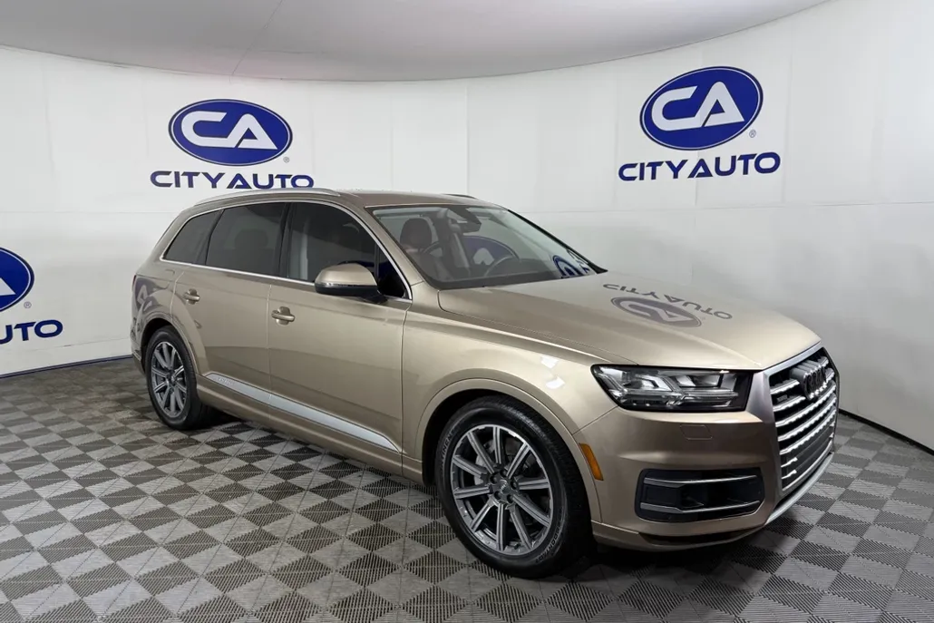 2018 Audi Q7 Prestige photo 1