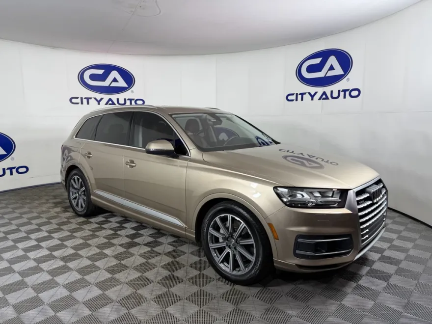 2018 Audi Q7 Prestige photo 1