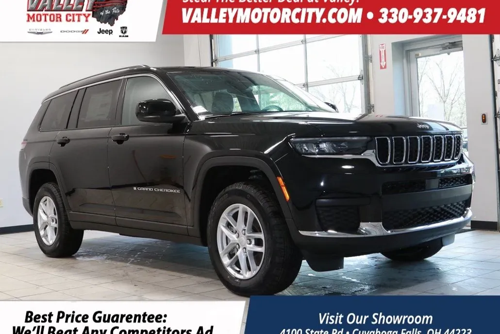 2023 Jeep Grand Cherokee Laredo photo 1