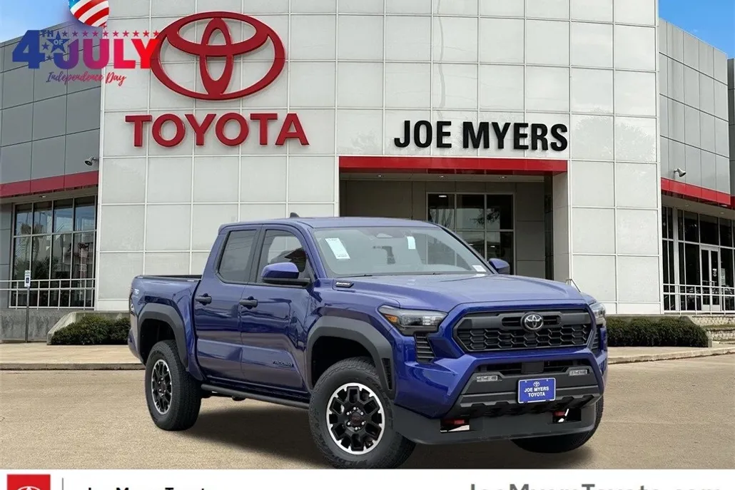 2025 Toyota Tacoma TRD photo 1