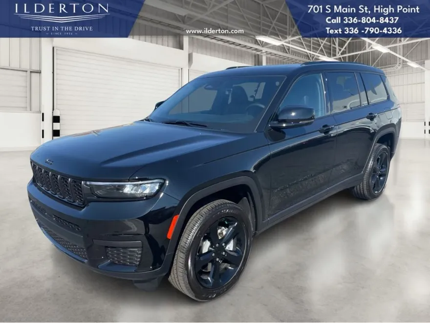 2025 Jeep Grand Cherokee Altitude photo 1