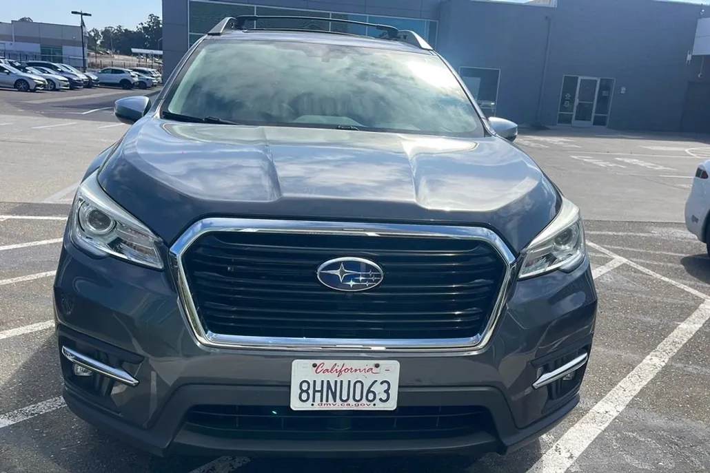 2019 Subaru Ascent Touring photo 1