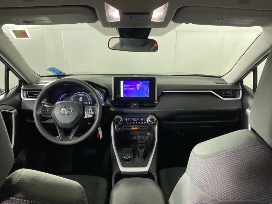 2023 Toyota RAV4 Hybrid LE photo 1