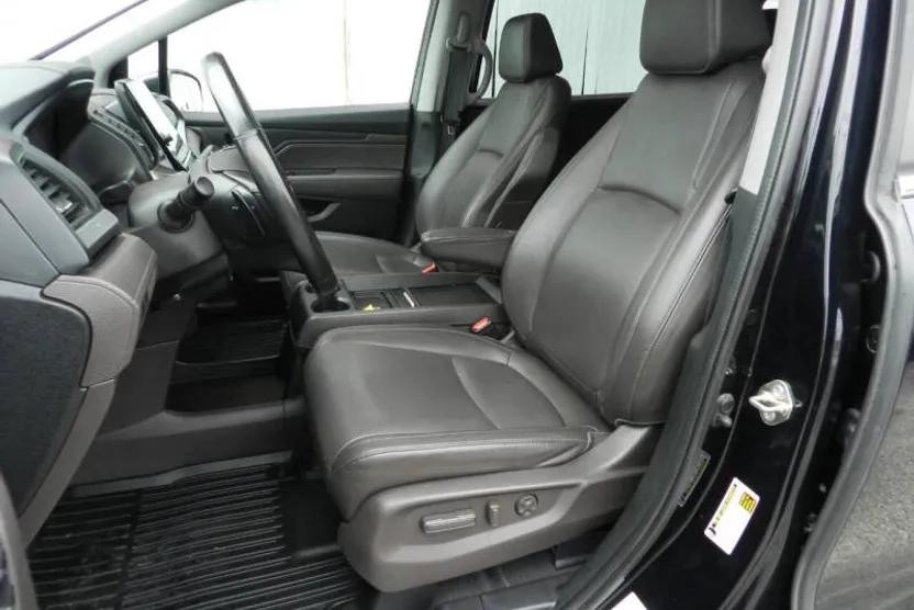 2018 Honda Odyssey EX photo 1