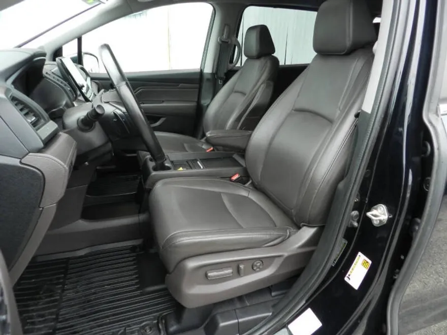 2018 Honda Odyssey EX photo 1