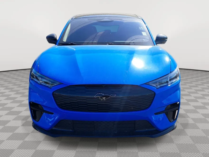2023 Ford Mustang Mach-E GT photo 1