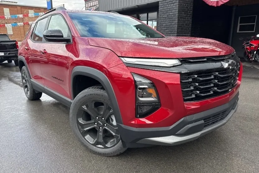 2026 Chevrolet Equinox LT photo 1