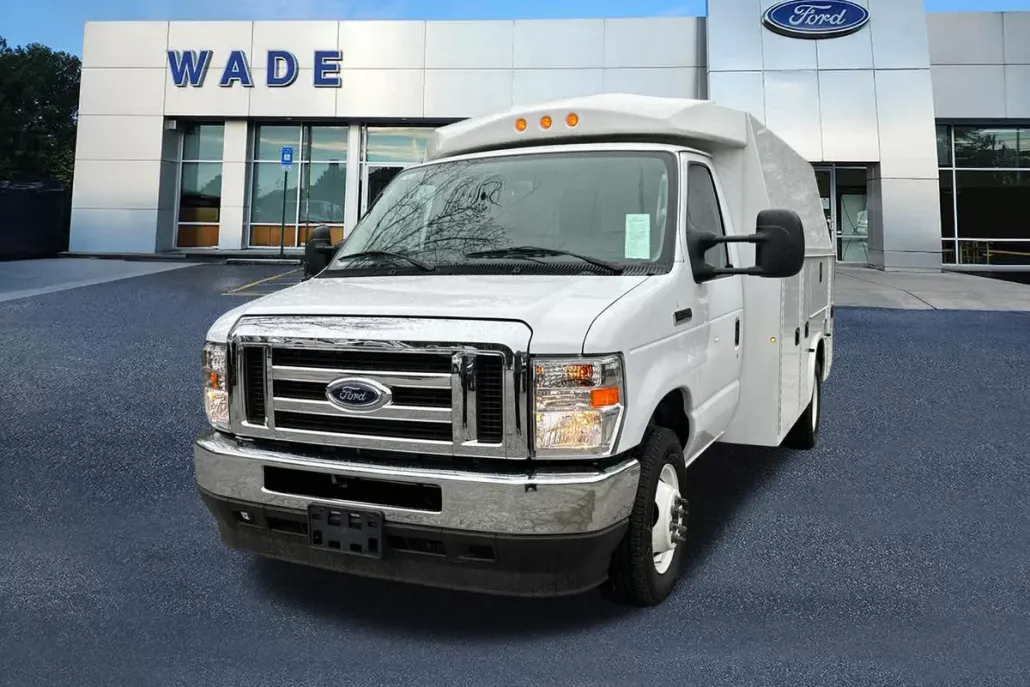 2024 Ford E-350 Base photo 1