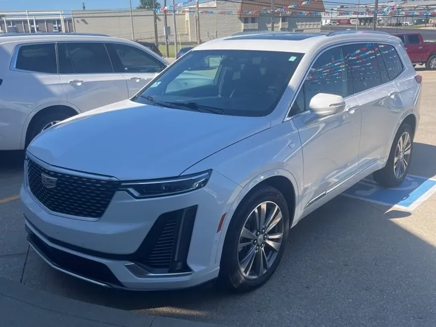 2021 Cadillac XT6 Premium Luxury photo 1