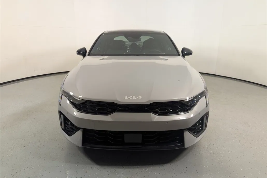2026 Kia K5 GT photo 1