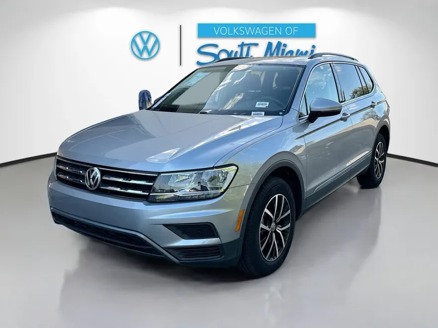 2021 Volkswagen Tiguan SE photo 1