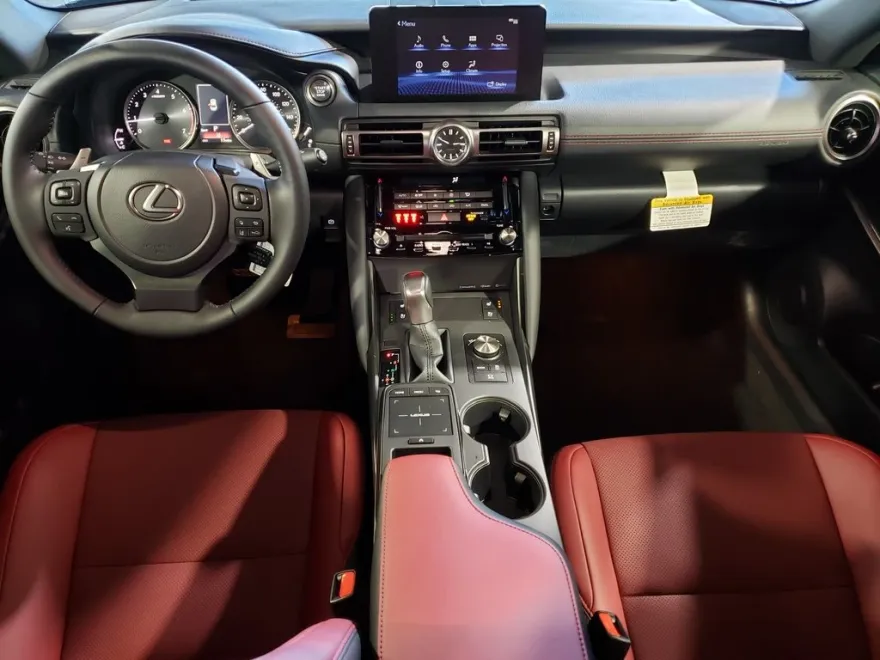 2025 Lexus IS 300 photo 25