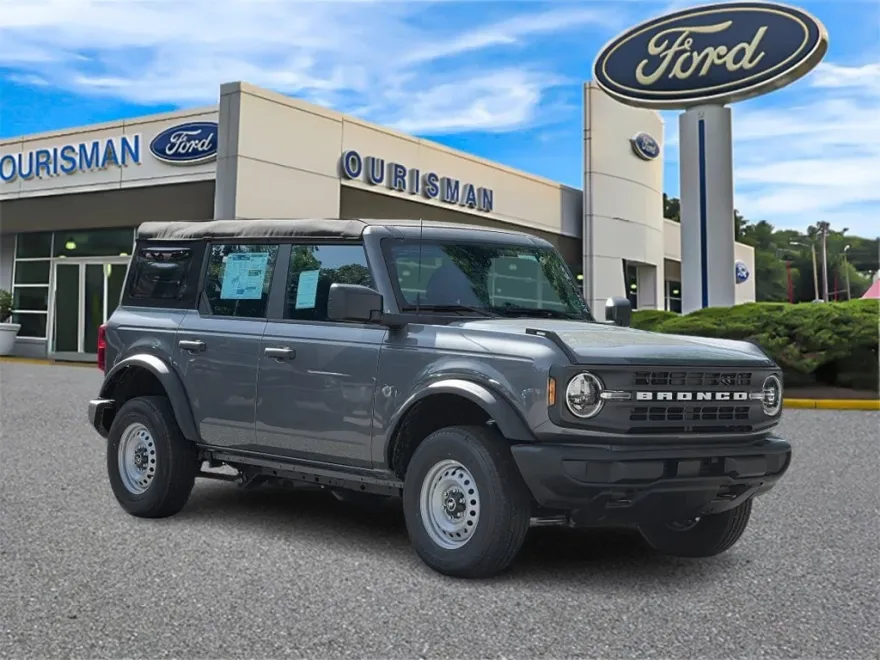 2025 Ford Bronco Base photo 1